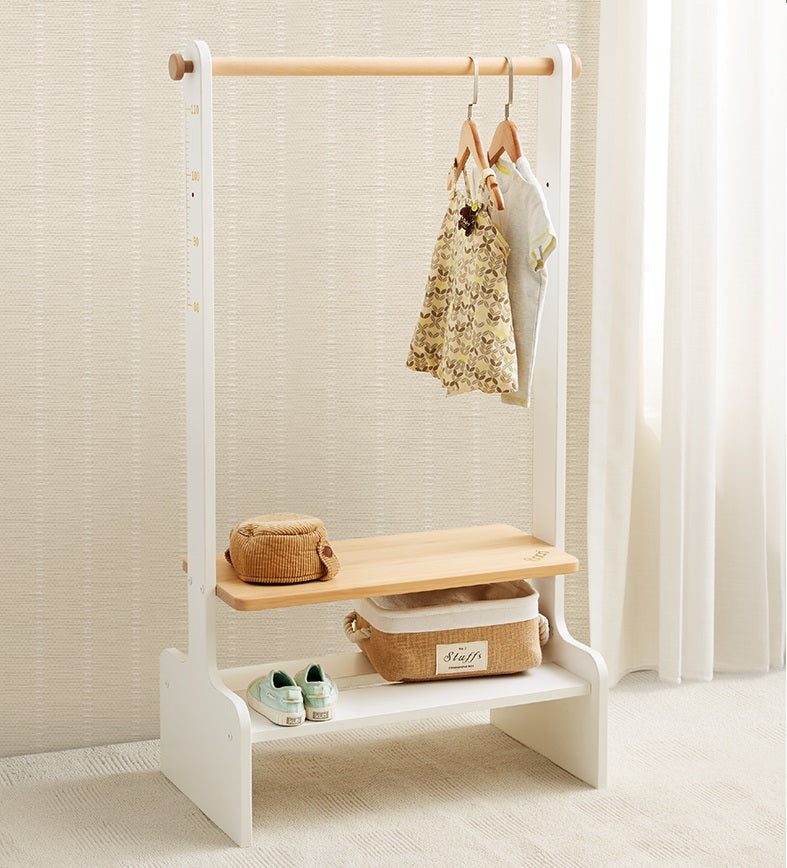 Little best sale clothes rack